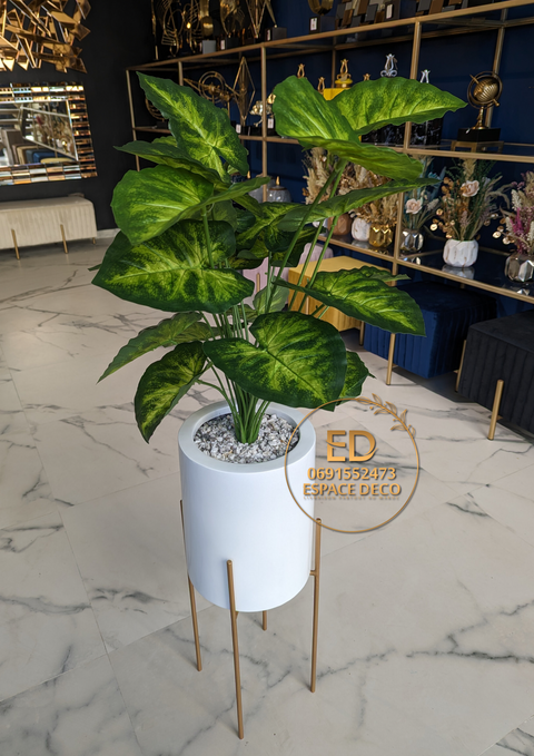 Vase avec plante artificielle D1